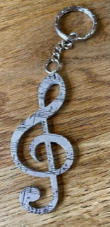 CraftyLu Handmade Treble Clef Keyring